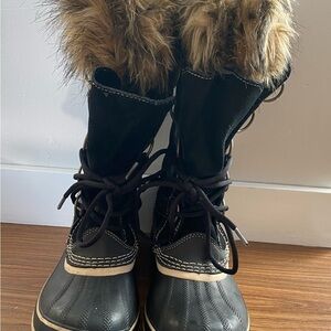 Sorel Black Faux Fur Winter Boots